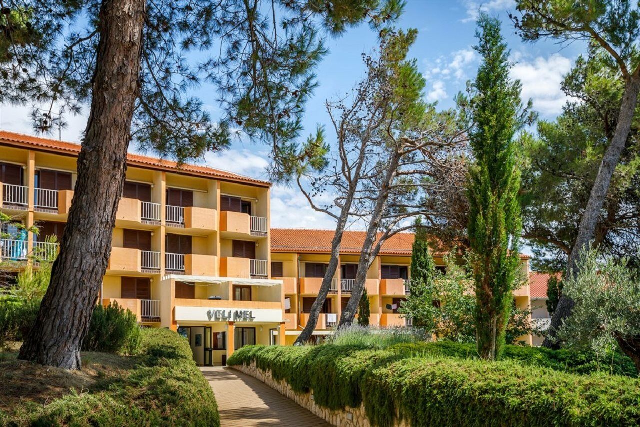 Veli Mel Hotel - San Marino Sunny Resort By Valamar Lopar Exterior foto